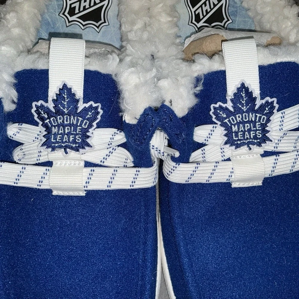 Hey Dude Toronto Maple Leafs Slipper Loafer Men's 12 Electric Blue New